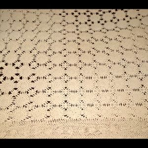 VINTAGE CROCHET BED SPREAD WITH PILLOW SHAM